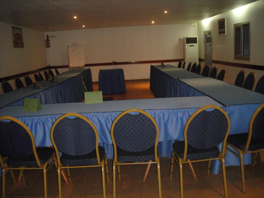 Hotel Altitel Bafoussam Exterior photo