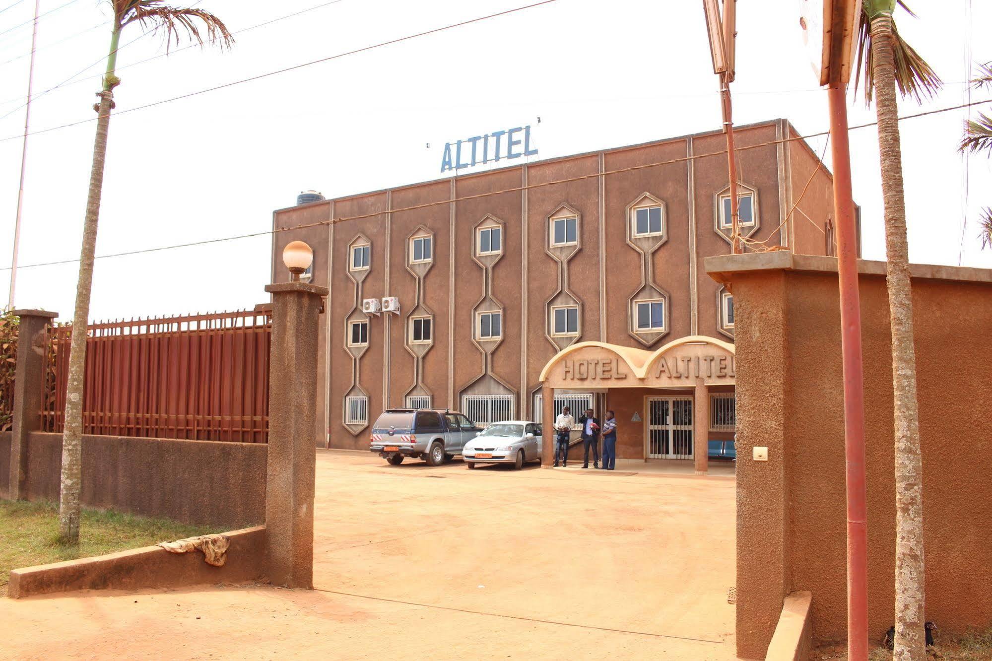 Hotel Altitel Bafoussam Exterior photo
